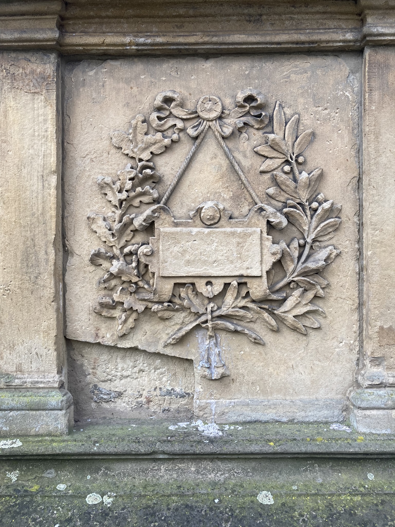 Das Kriegerdenkmal in Kalk Fundstücke